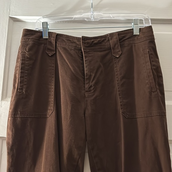 Hannah Stretch - Picture 5 of 7